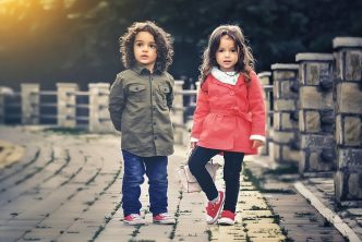 niños altos